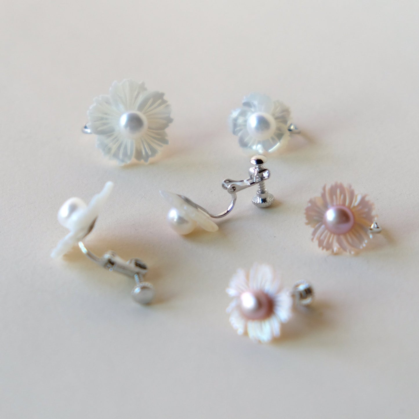 Cherry Blossom Fritillaria Freshwater Pearl Detachable Earrings E329 [Zhendianzhibao]