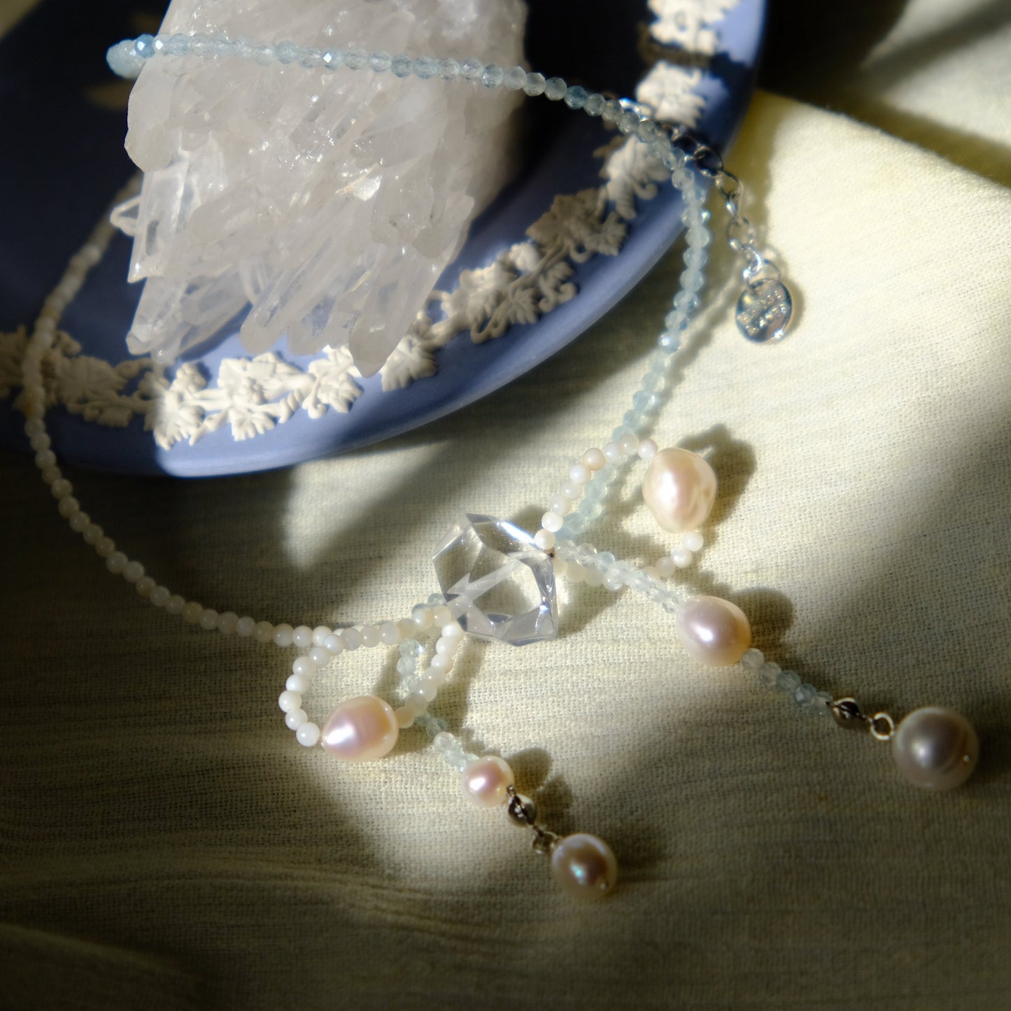 [ NEW ] [ Bow] Aquamarine White Crystal Freshwater Pearl Necklace CHOKER C126