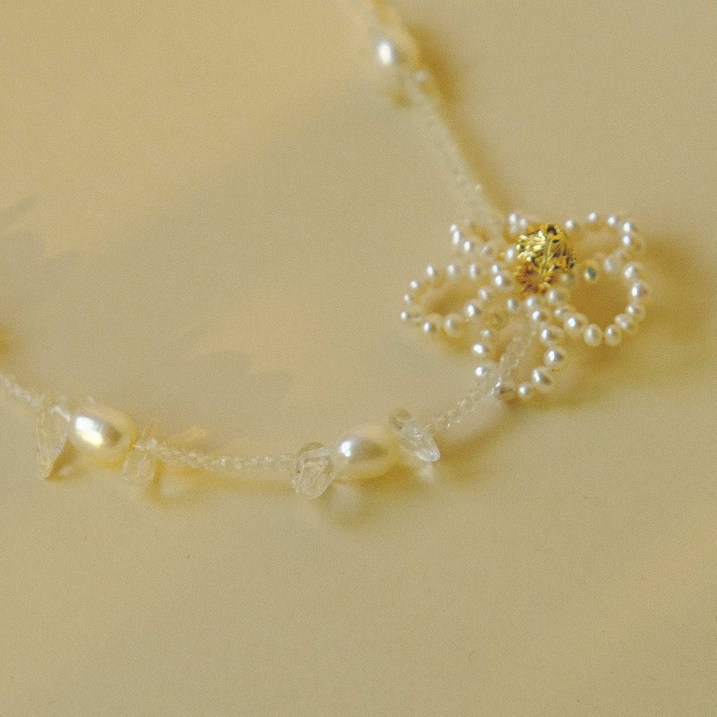日系浪漫花花 淡水珍珠 白水晶 頸鏈 CHOKER C141