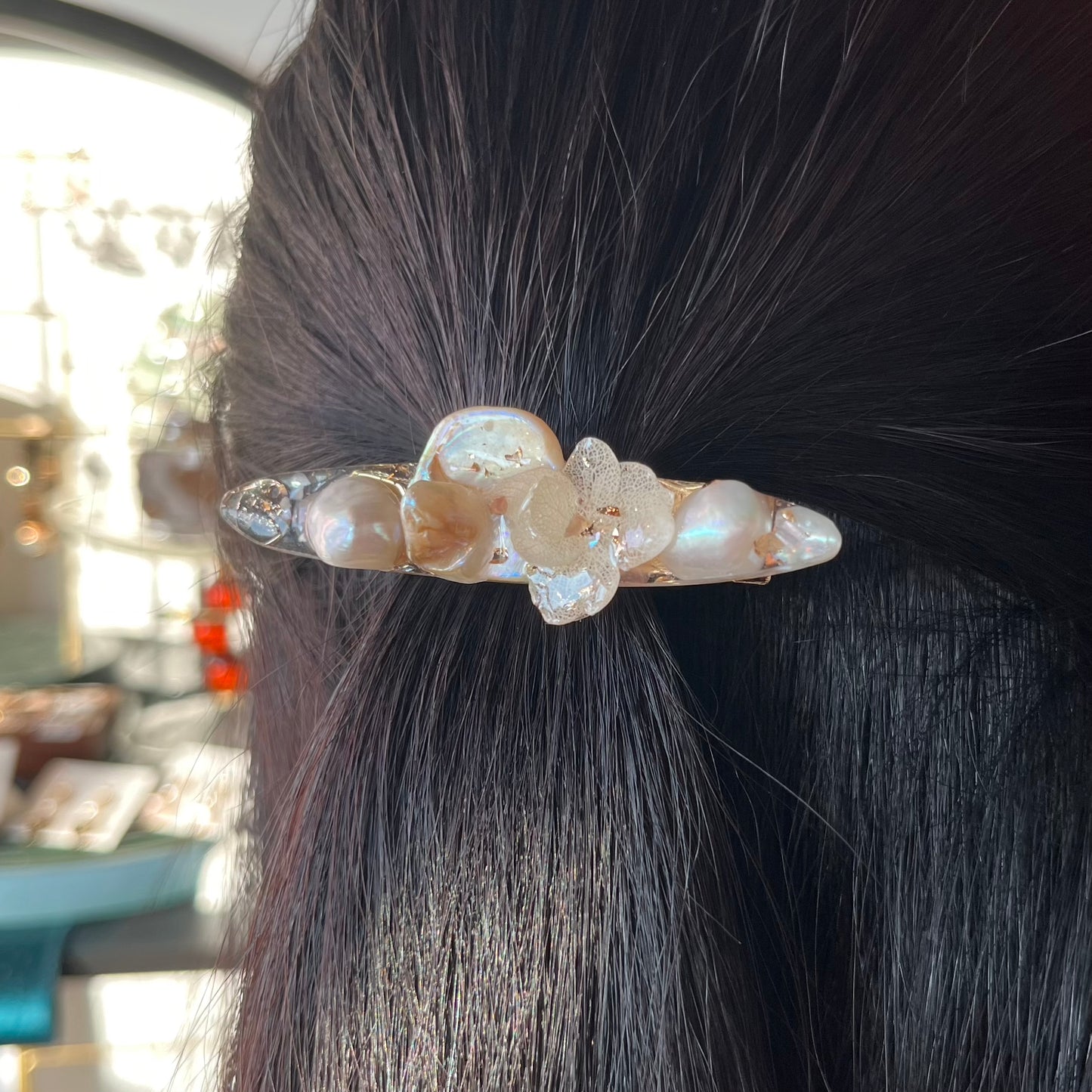 [ NEW ] 花と白のクリスタル ローズクォーツ淡水パール ヘアクリップ N124