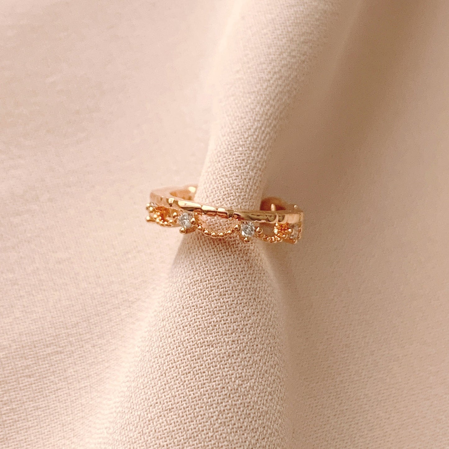 Zircon ear cuff CE002