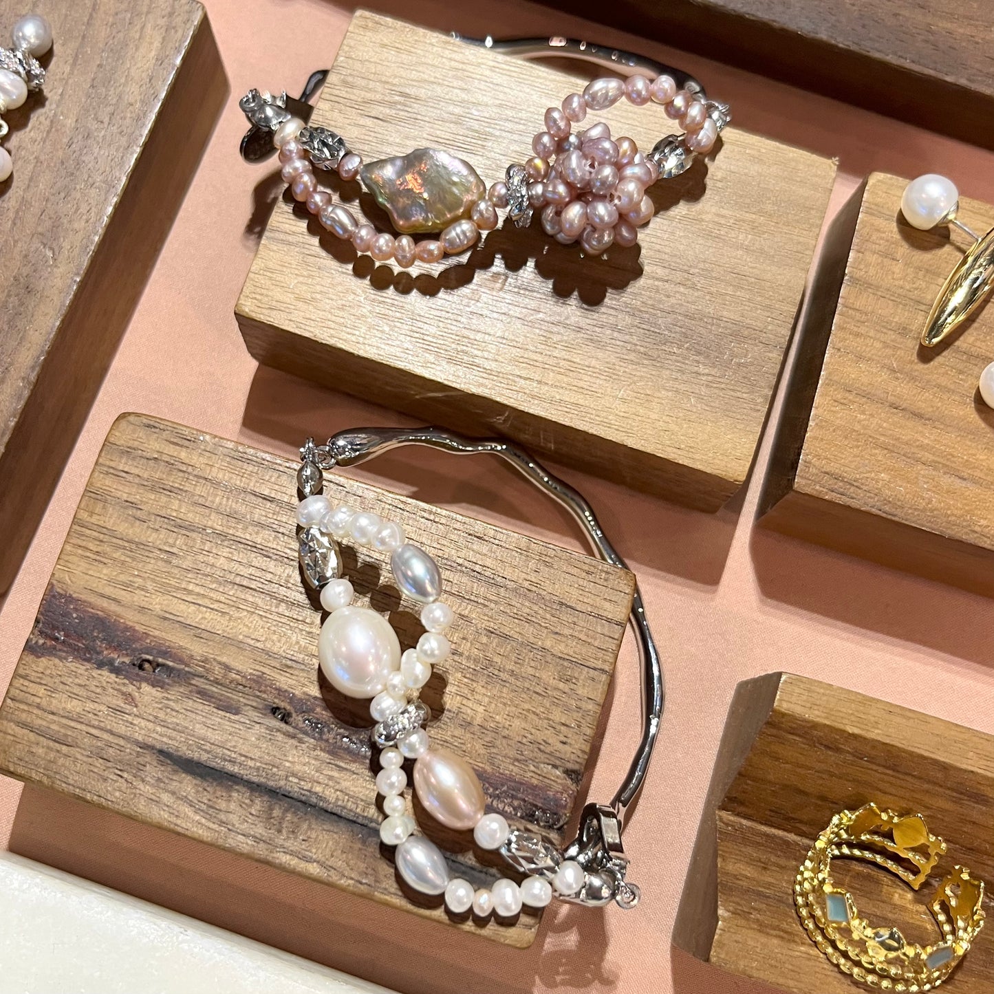 [ ONLY ONE ] 銀色流水 LACE編織手工穿珠 淡水珍珠 手鏈 B130