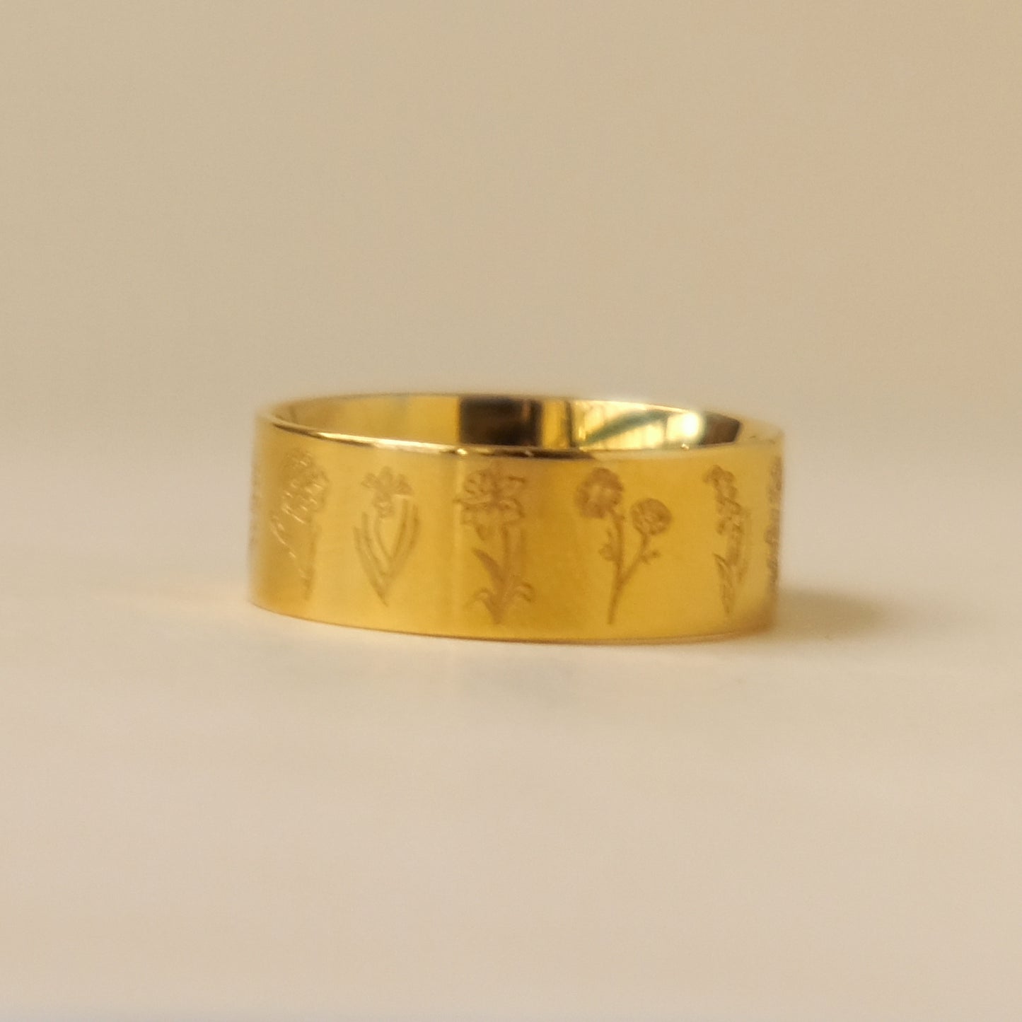十二之花 金色鈦鋼戒指 R158